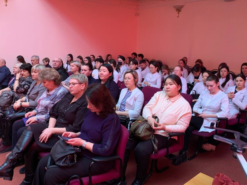 Свыше 250 акушеров-гинекологов Забайкалья приняли участие в конференции с Всероссийским участием